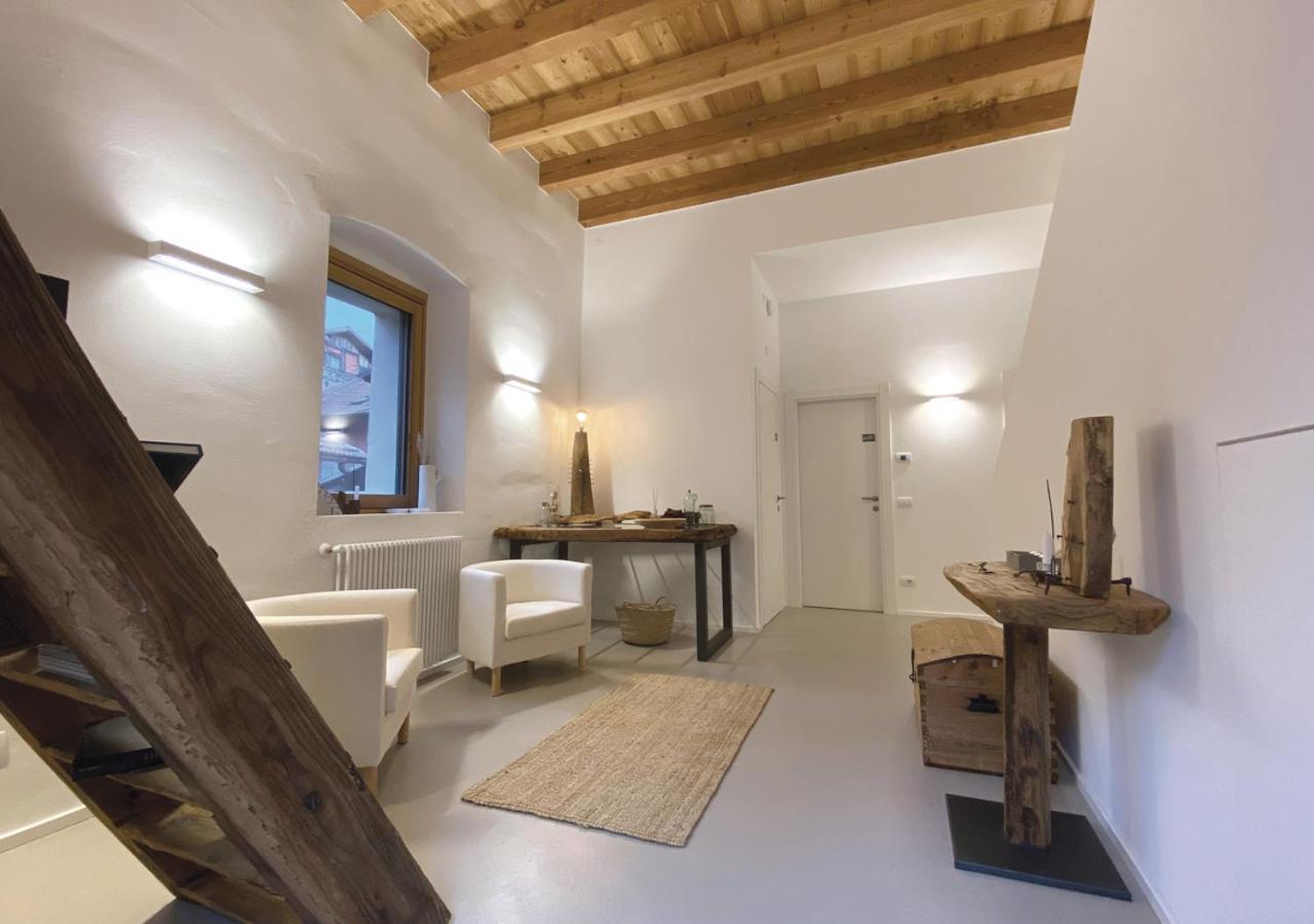 Agriturismo Farmhouse La Barberina Calceranica al Lago Eksteriør billede